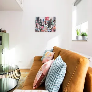 Apartment Loftartige In Augsburg-pfersee, Augsburg